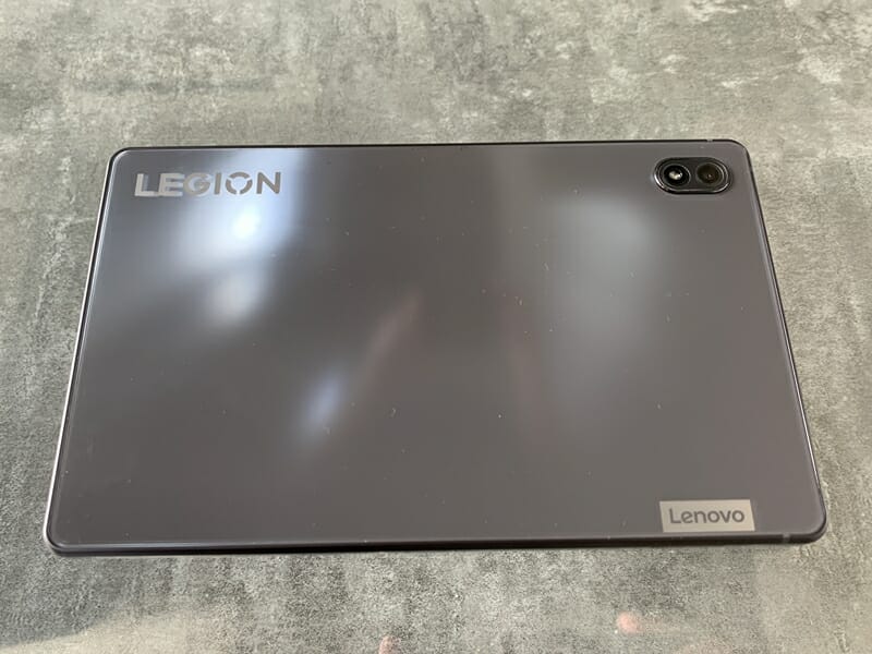 Lenovo Legion Y700』レビュー | 持ちやすい8.8インチサイズの高性能 